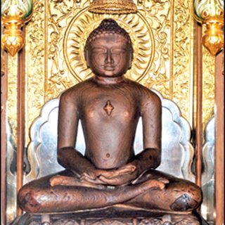 A statue of Lord Mahavir